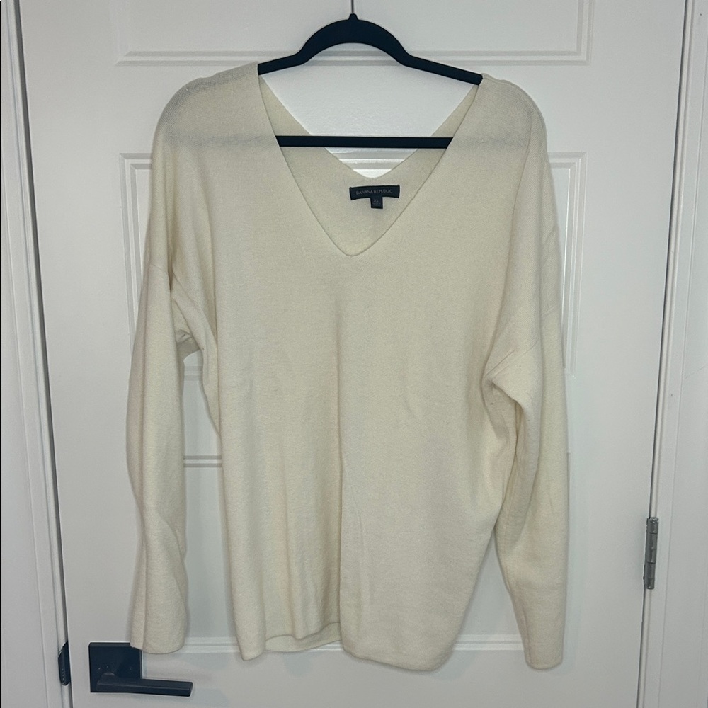 Banana Republic Off-White V-Neck Sweater